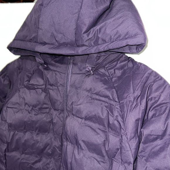 Grape Purple Lightweight Puff Jacket Women’s Size Large Packs into Pouch & Hood - Picture 2 of 14